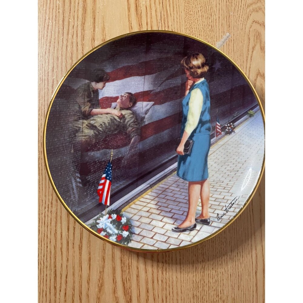 New Antique Collectible Limited Edition Collector Plate “Reflections of Love”